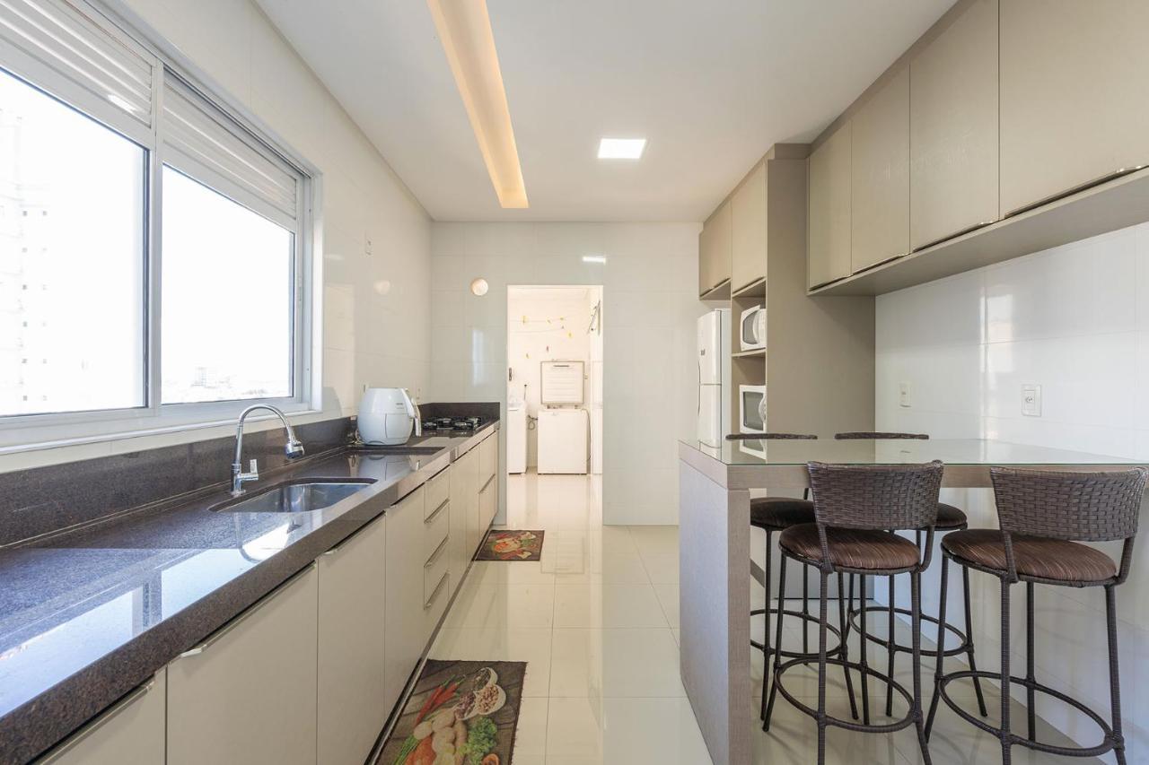 Apto A 260M Da Meia Praia Em Condominio De Luxo Sc Itapema Bagian luar foto